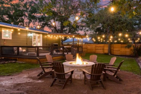 The Gruene Haus, Hot Tub, Firepit, Sleeps 13!